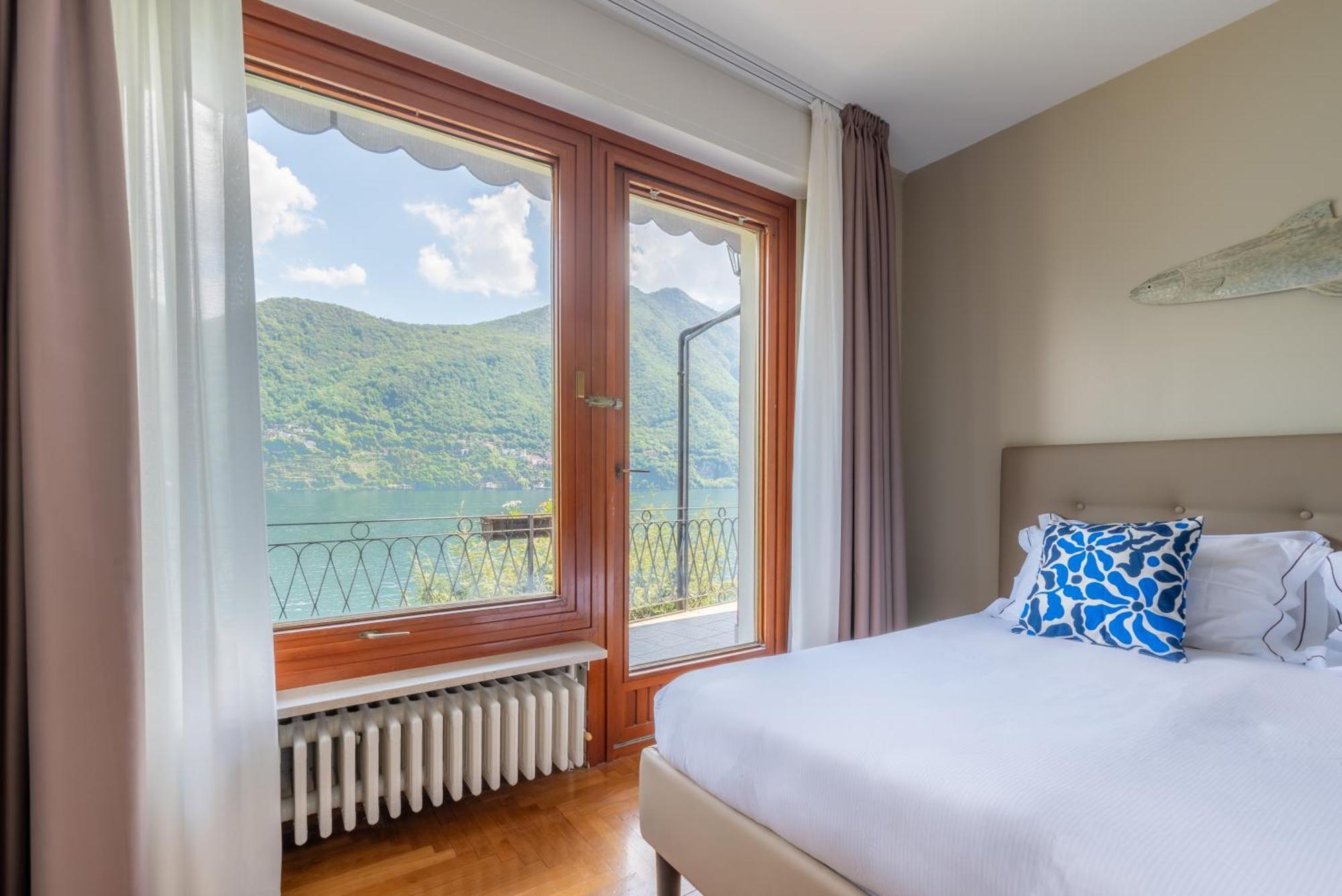 Villa Glicine, By R Collection Apartment Brienno Bagian luar foto